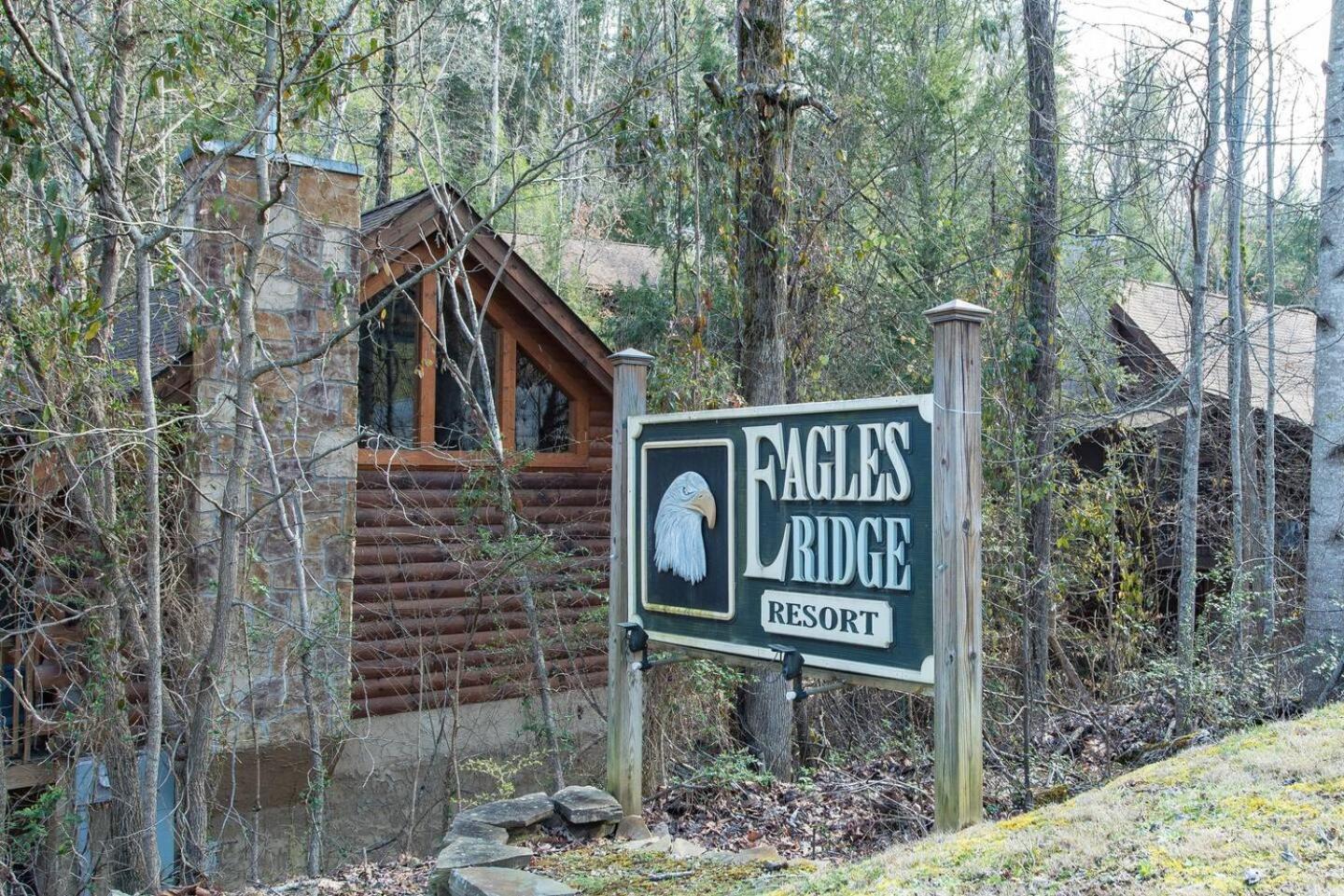5Br Smoky Cabin Hot Tub, Games, 1 Mi To Parkway Pigeon Forge Εξωτερικό φωτογραφία